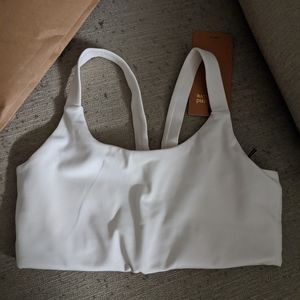 Lou bra girlfriend collective